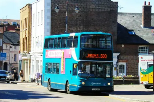 Bus in Tring Arriva 500